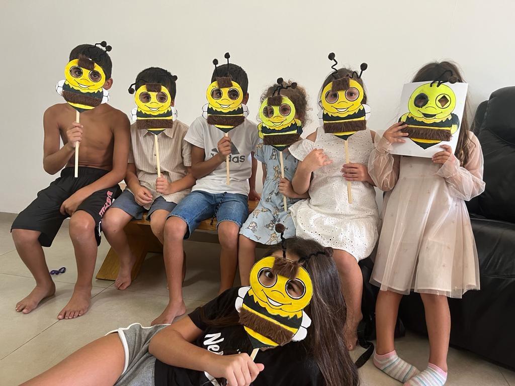 ערכת יצירה - בובה של דבורה - מארז קבוצתי (10 יחי') ערכת יצירה - בובה של דבורה - מארז קבוצתי (10 יחי')